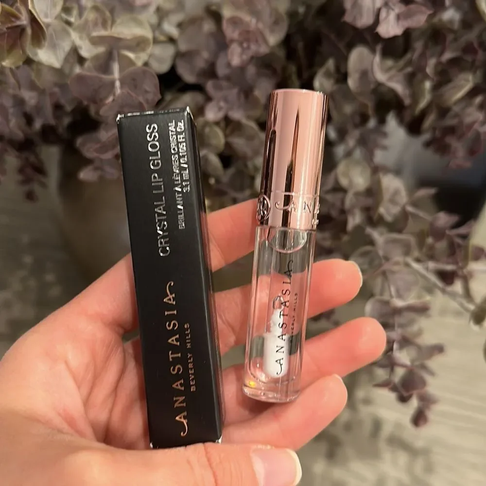 Anastasia Beverly Hills lip gloss